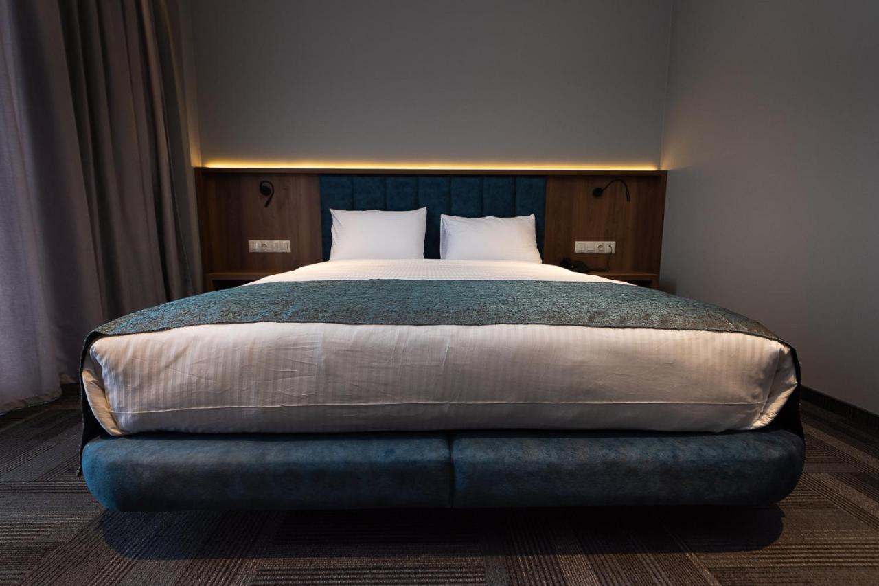 Address Inn Тбилиси Екстериор снимка