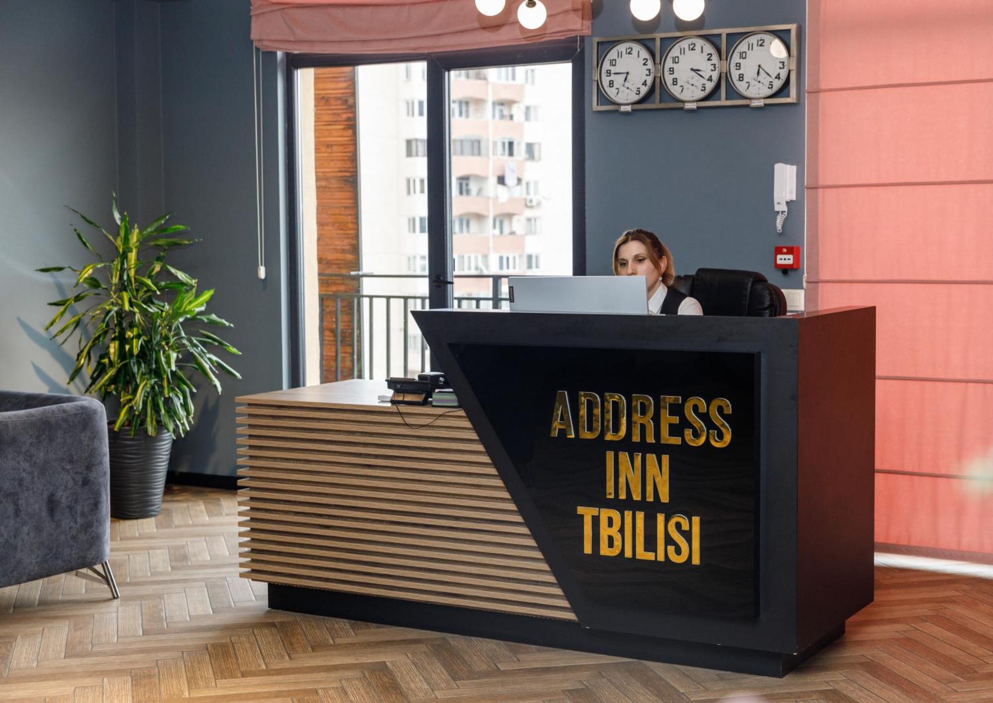 Address Inn Тбилиси Екстериор снимка