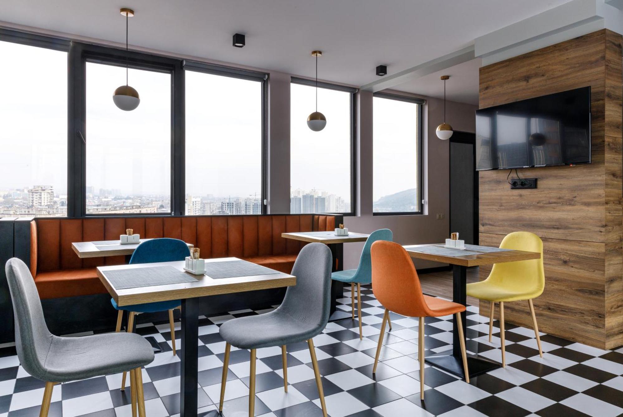 Address Inn Тбилиси Екстериор снимка