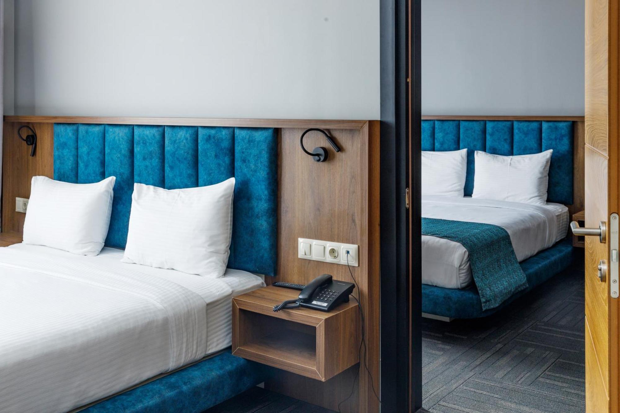 Address Inn Тбилиси Екстериор снимка