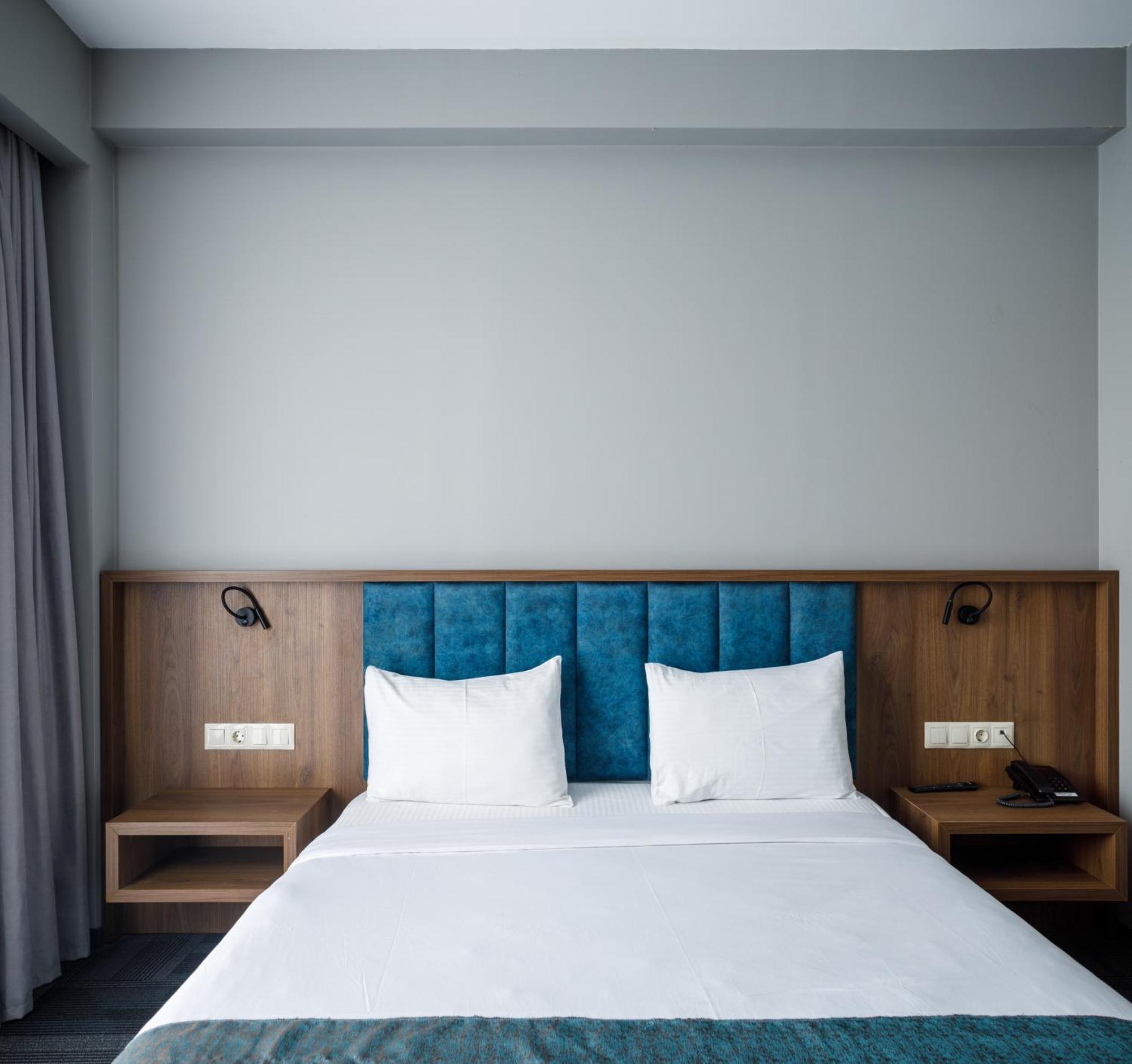Address Inn Тбилиси Екстериор снимка